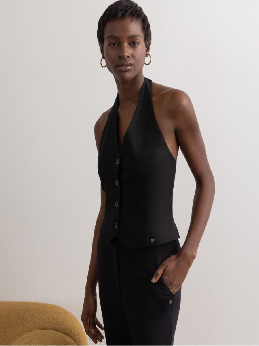 surkana-weste-neckholder-no129-concept-store-duesseldorf