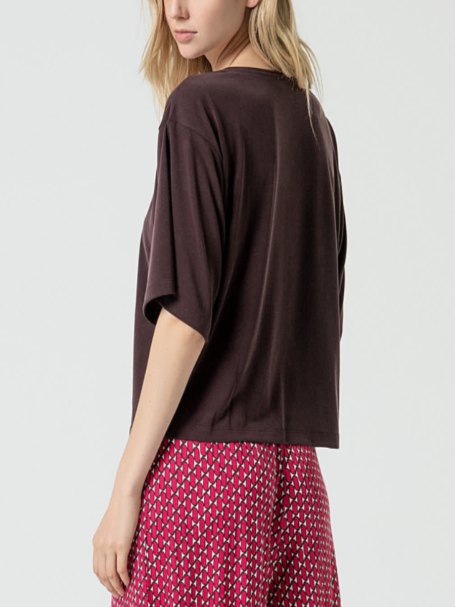 surkana-shirt-v-ausschnitt-no129-concept-store-duesseldorf