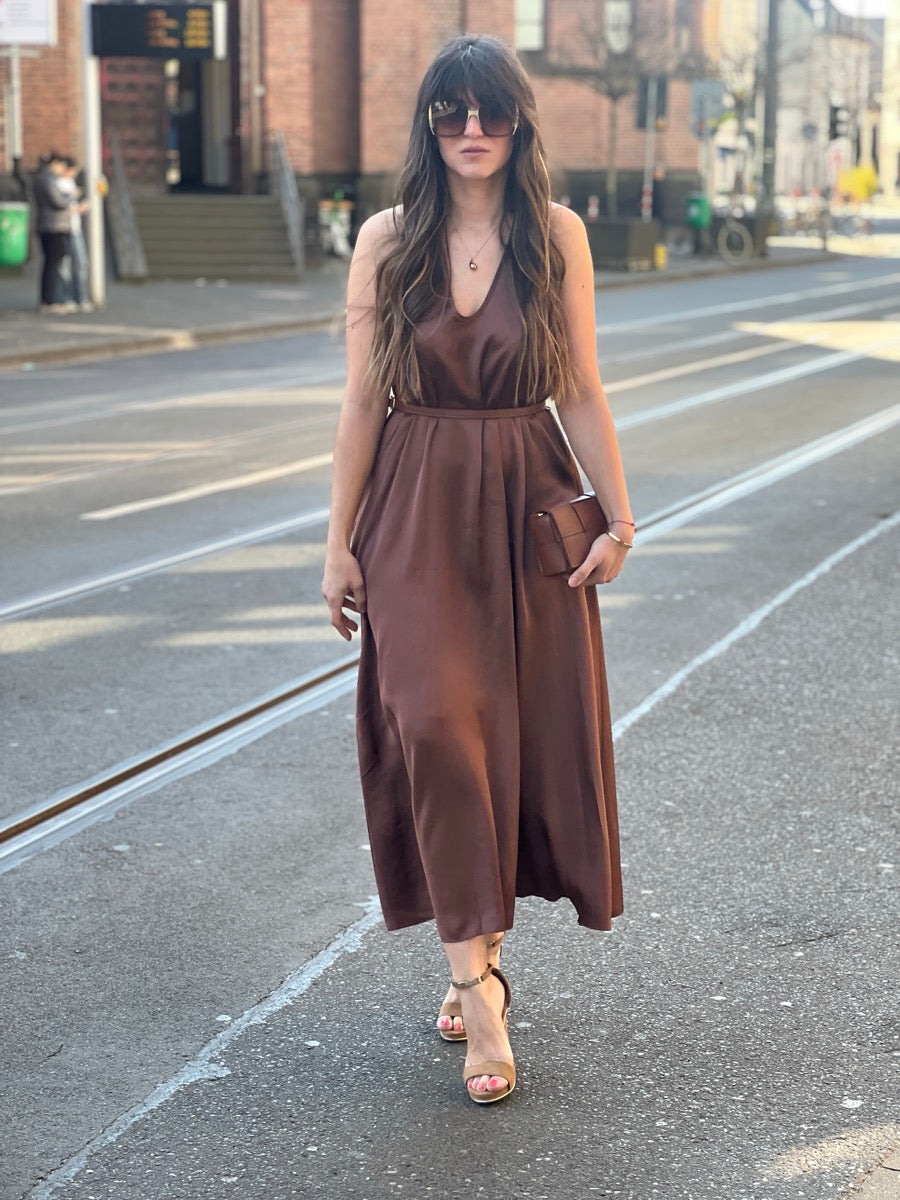 fracomina-kleid-satin-no129-concept-store-duesseldorf