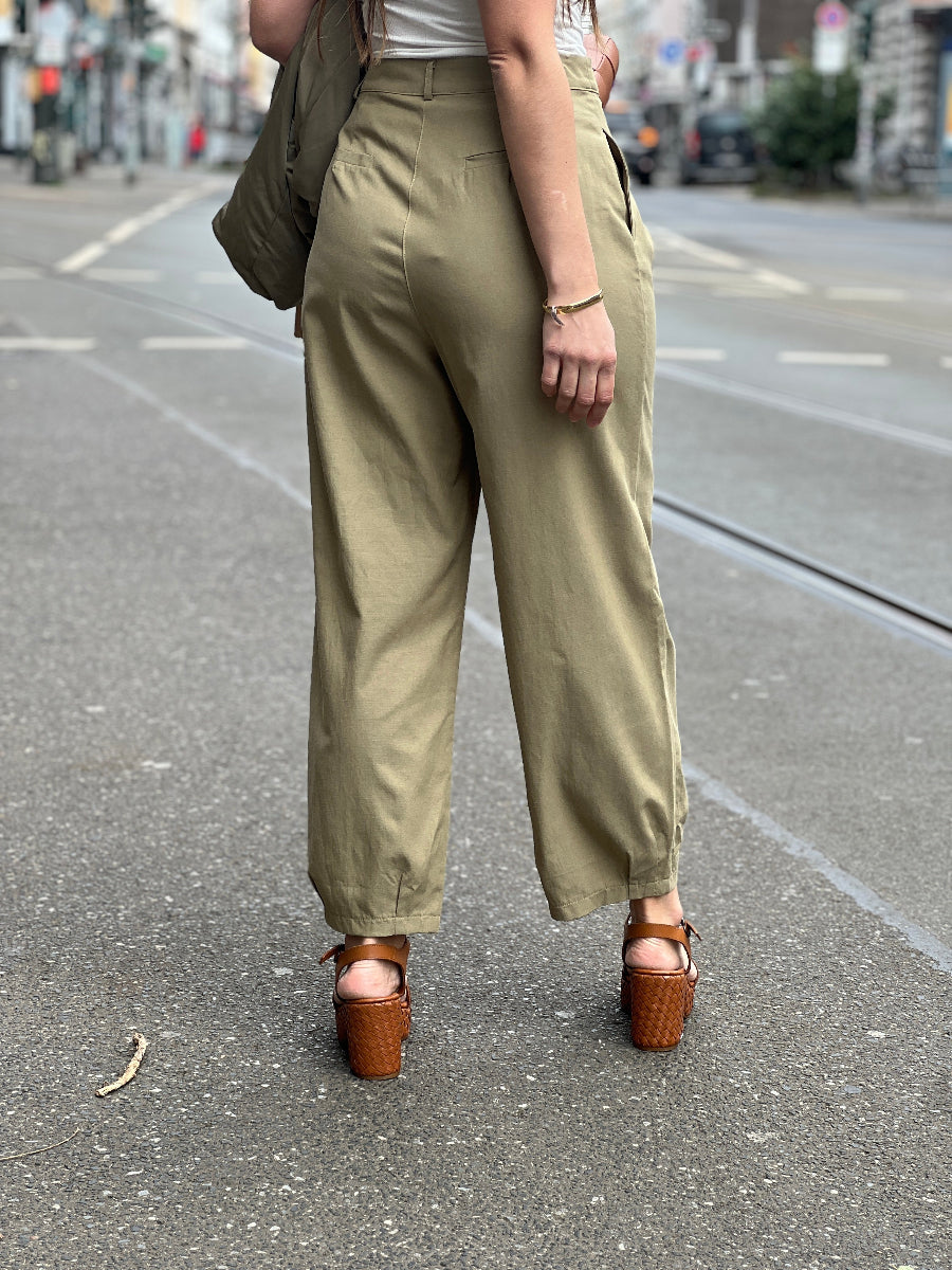bsb-b-gelfaltenhose-no129-concept-store-duesseldorf