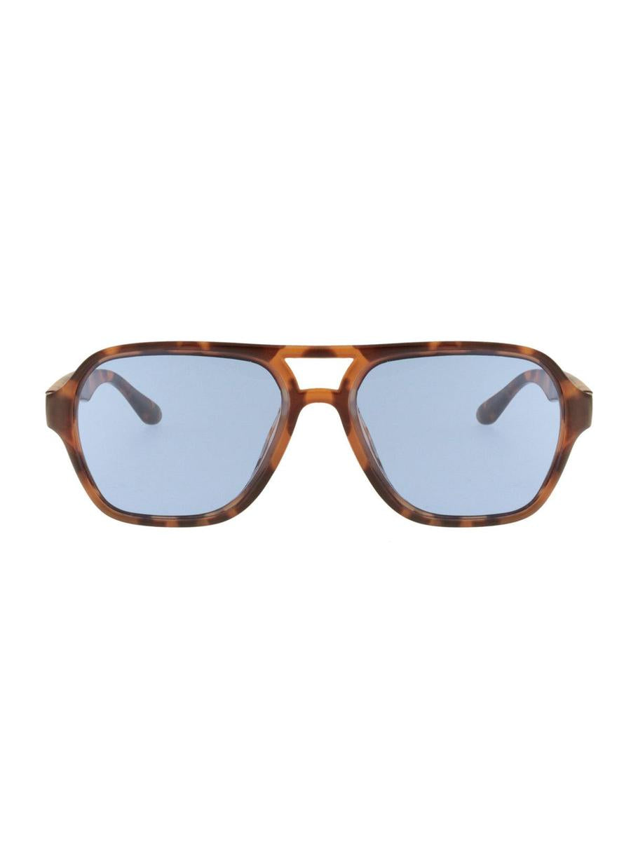 charly-therapy-sonnenbrille-karl-no129-concept-store-duesseldorf