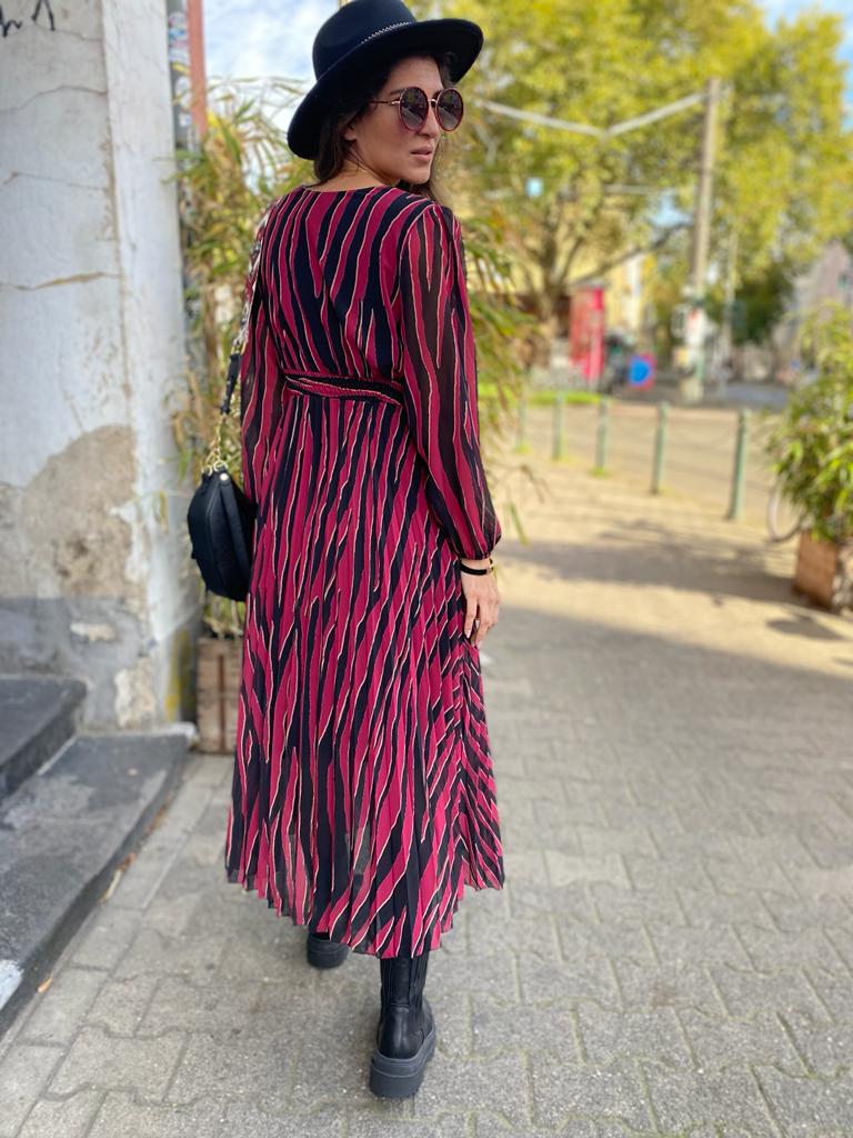 Kleid MIKA No 129 concept store in Düsseldorf