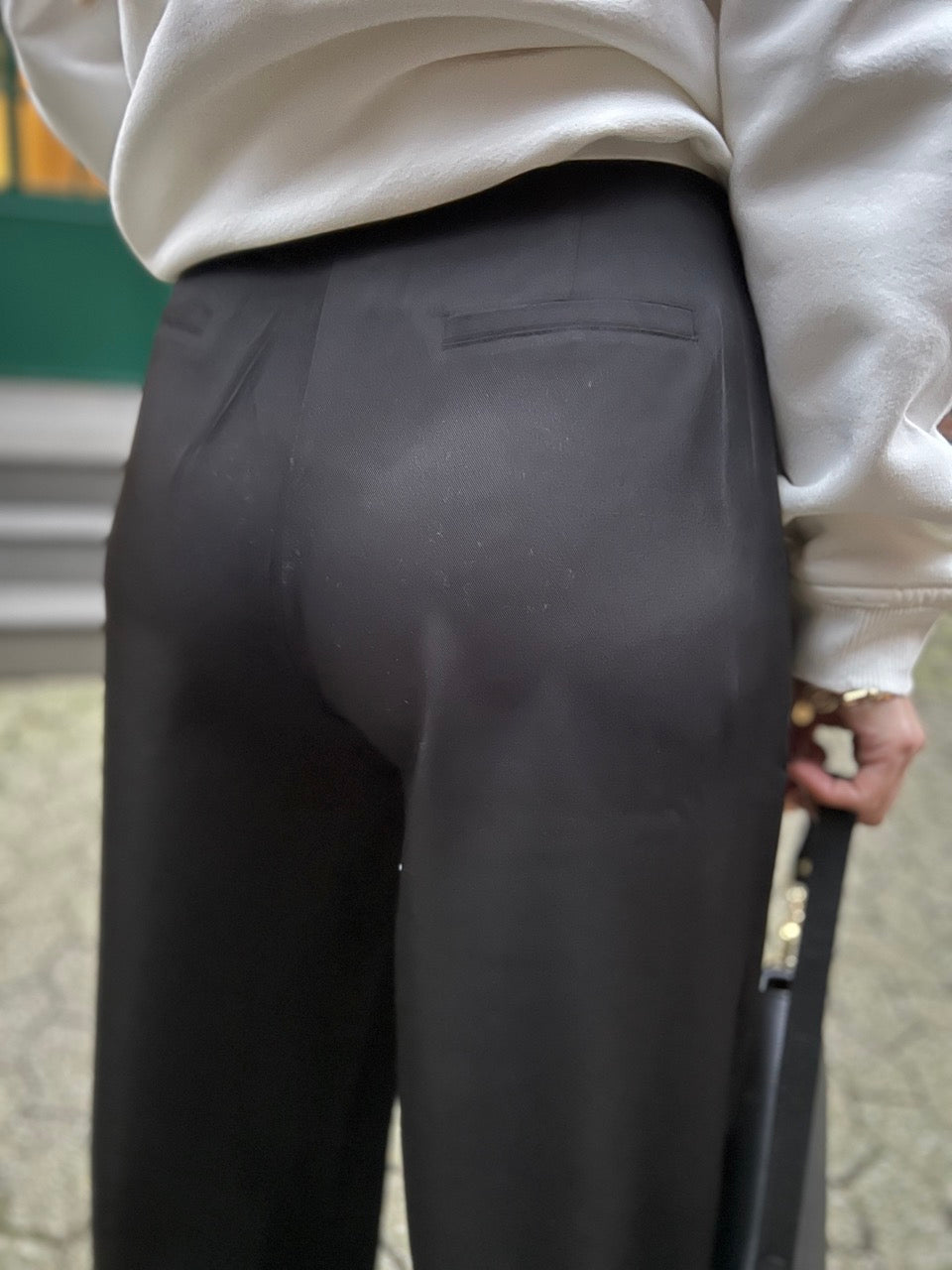 Hose TONI No129 concept store Düsseldorf