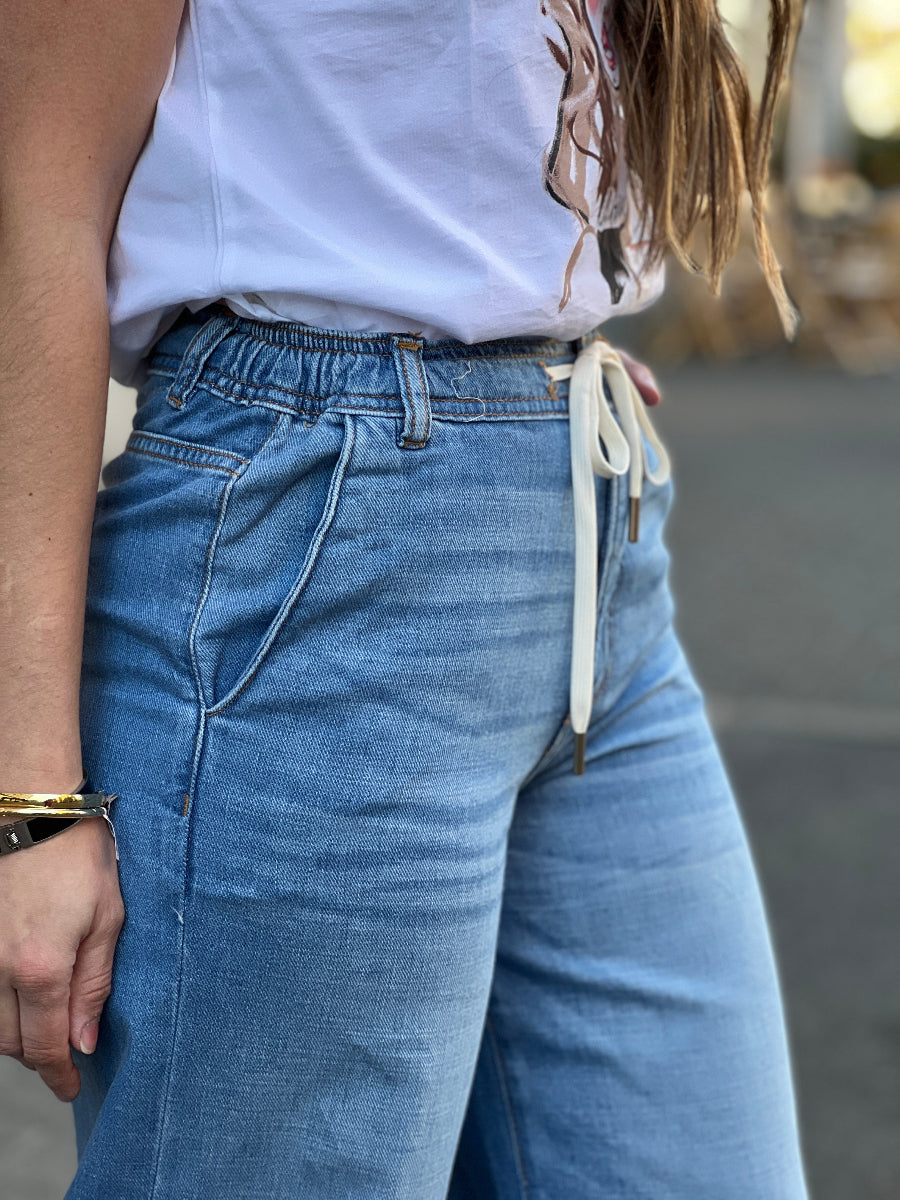 fracomina-jeans-tencel-no129-concept-store-duesseldorf