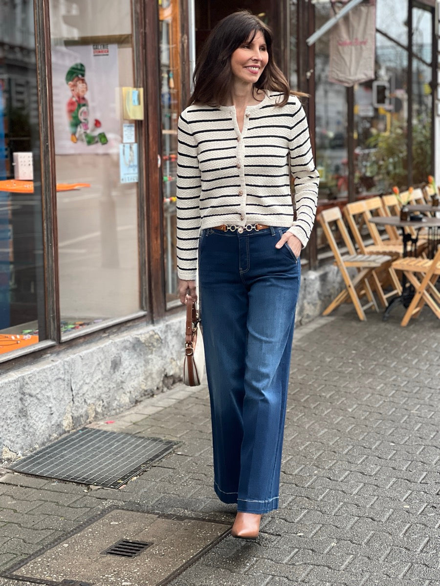 fracomina-jeans-flare-no129-concept-store-duesseldorf