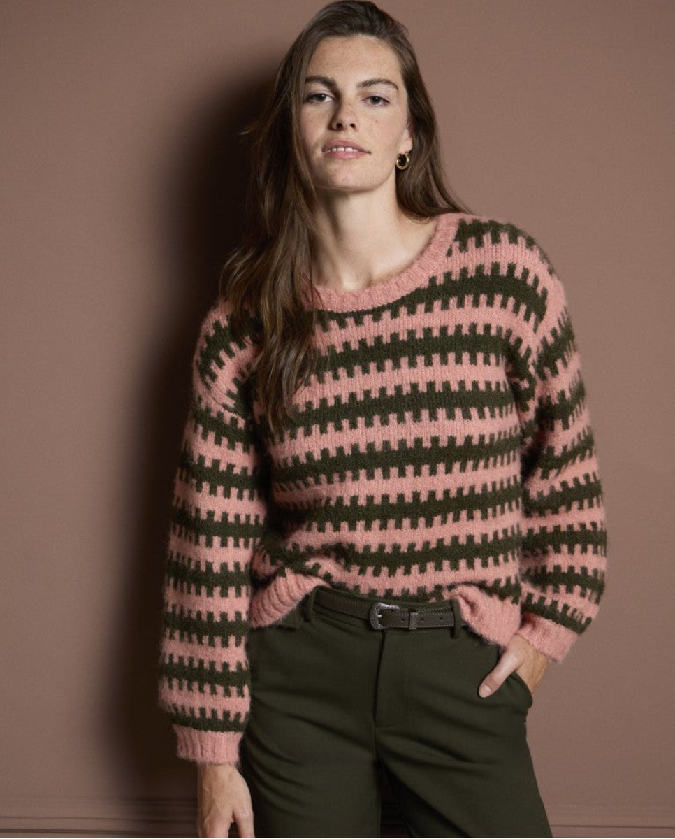 surkana-pullover-mara-no129-concept-store-duesseldorf