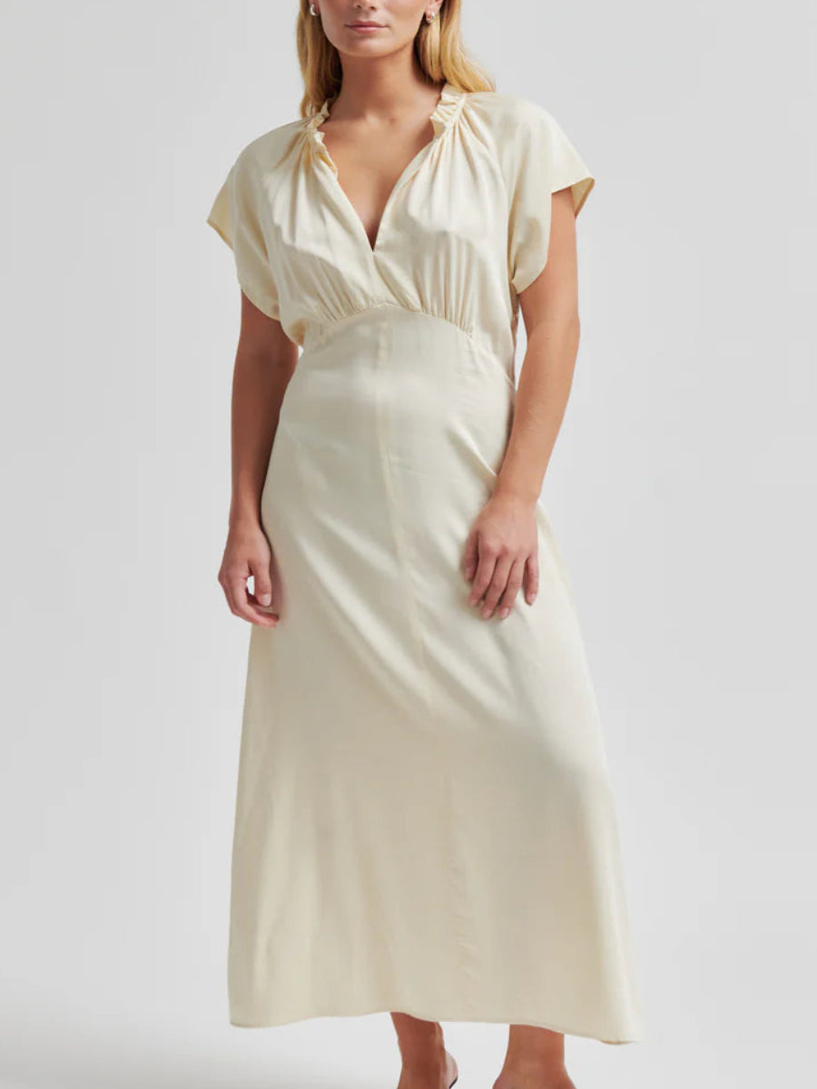 second-female-kleid-shera-no129-concept-store-duesseldorf