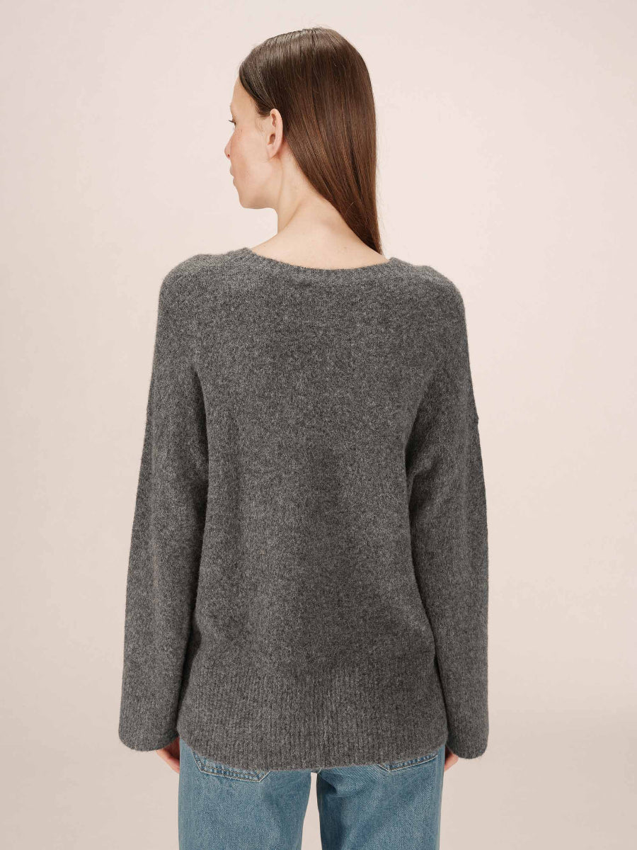 grace-mila-pullover-saints-no129-concept-store-duesseldorf