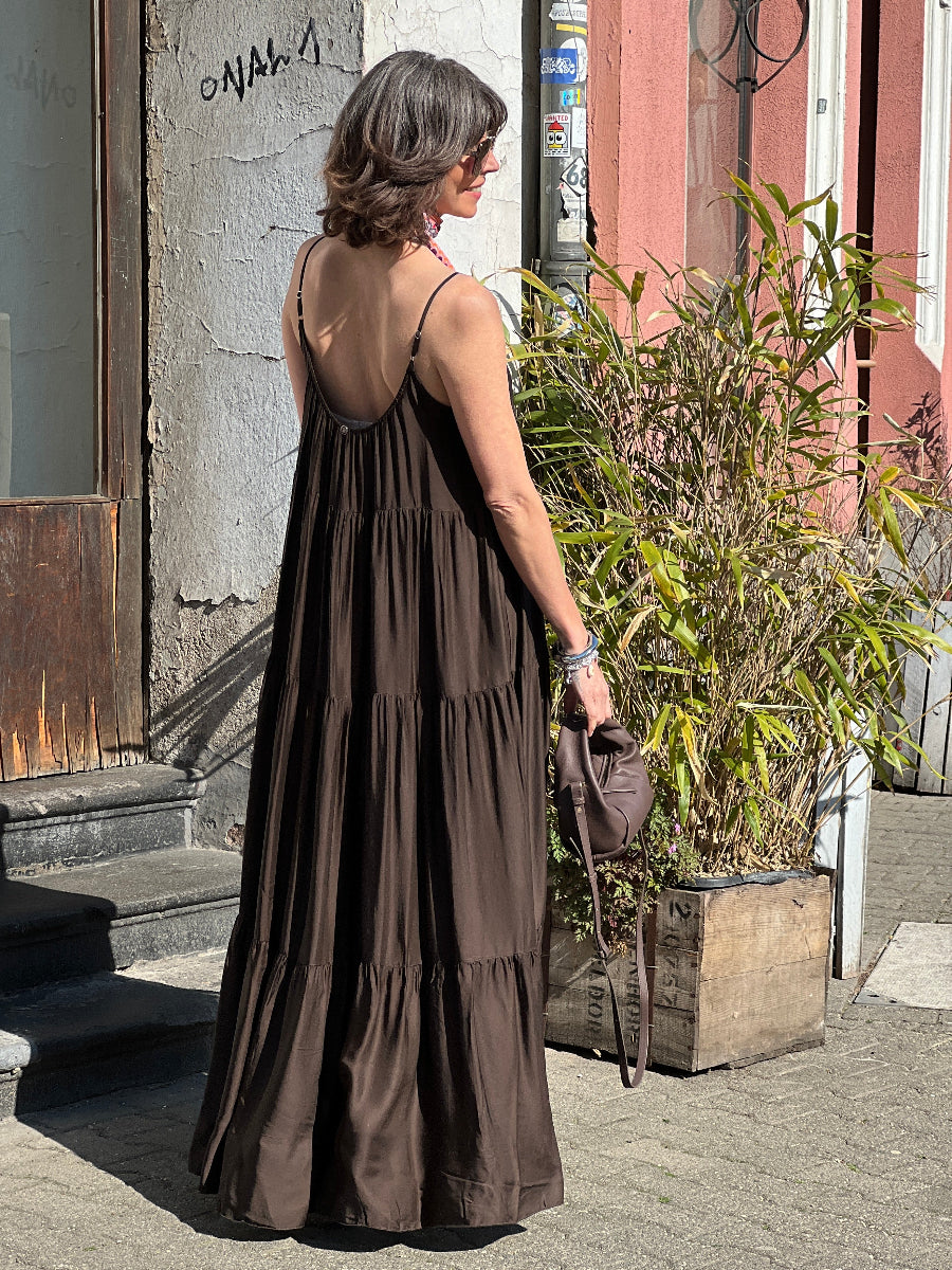 bsb-kleid-satin-no129-concept-store-duesseldorf