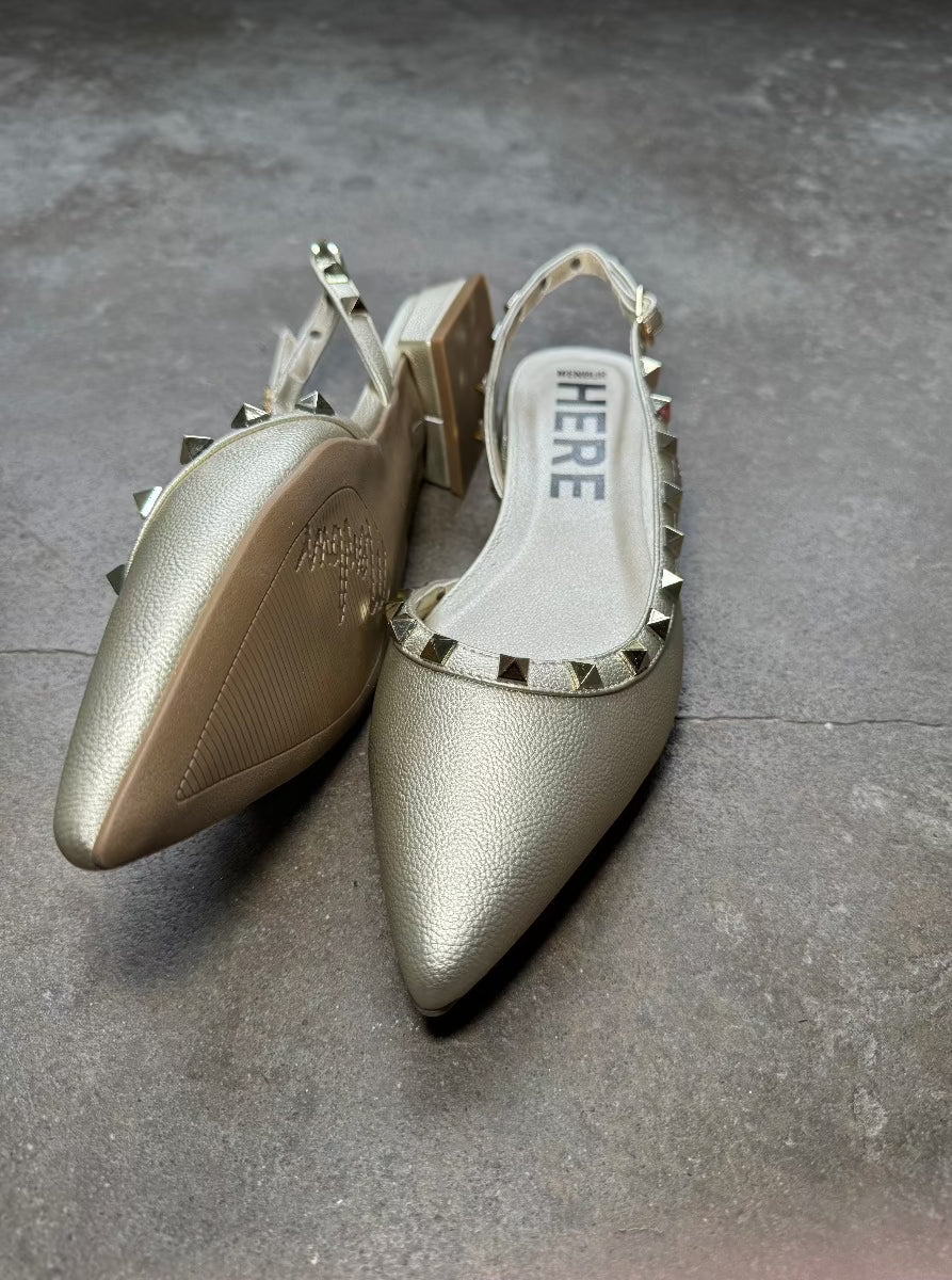 ballerina-flat-stud-by-n-129-concept-store-duesseldorf