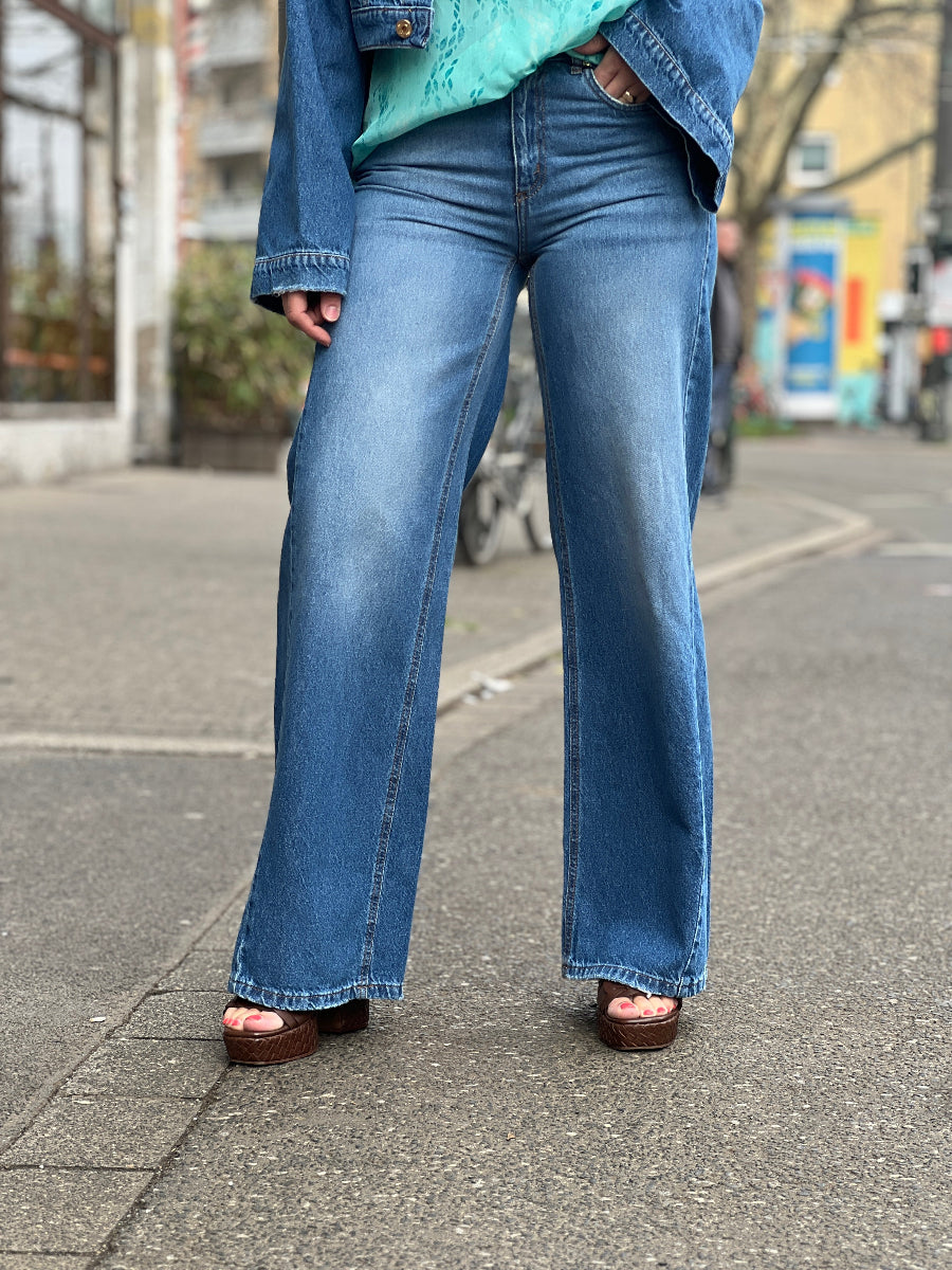 fracomina-jeans-palazzo-no129-concept-store-duesseldorf