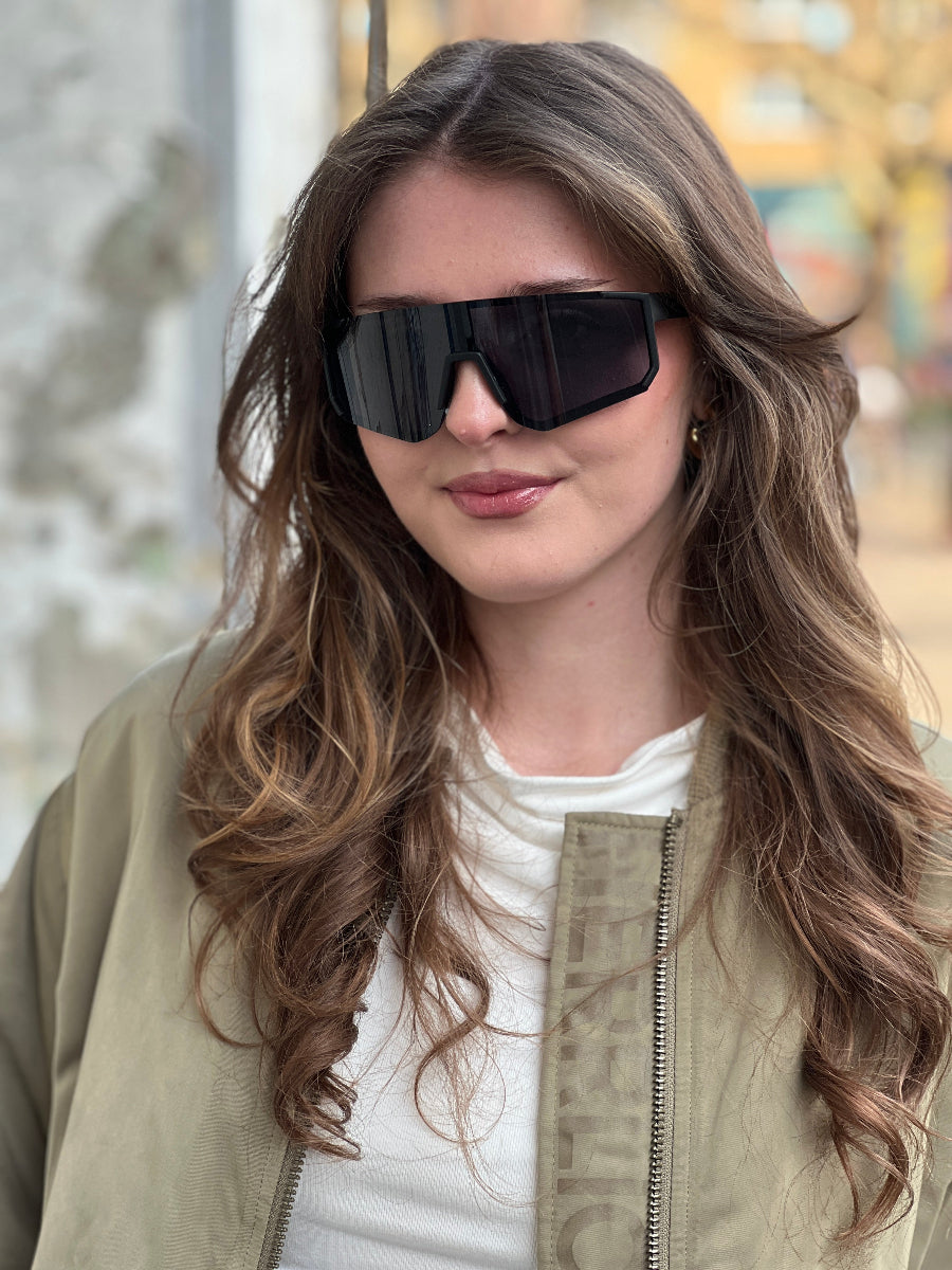 charly-therapy-sonnenbrille-miles-no129-concept-store-duesseldorf