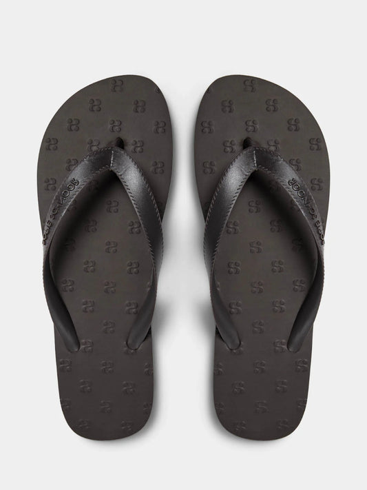 sofie-schnoor-flip-flops-no129-concept-store-duesseldorf