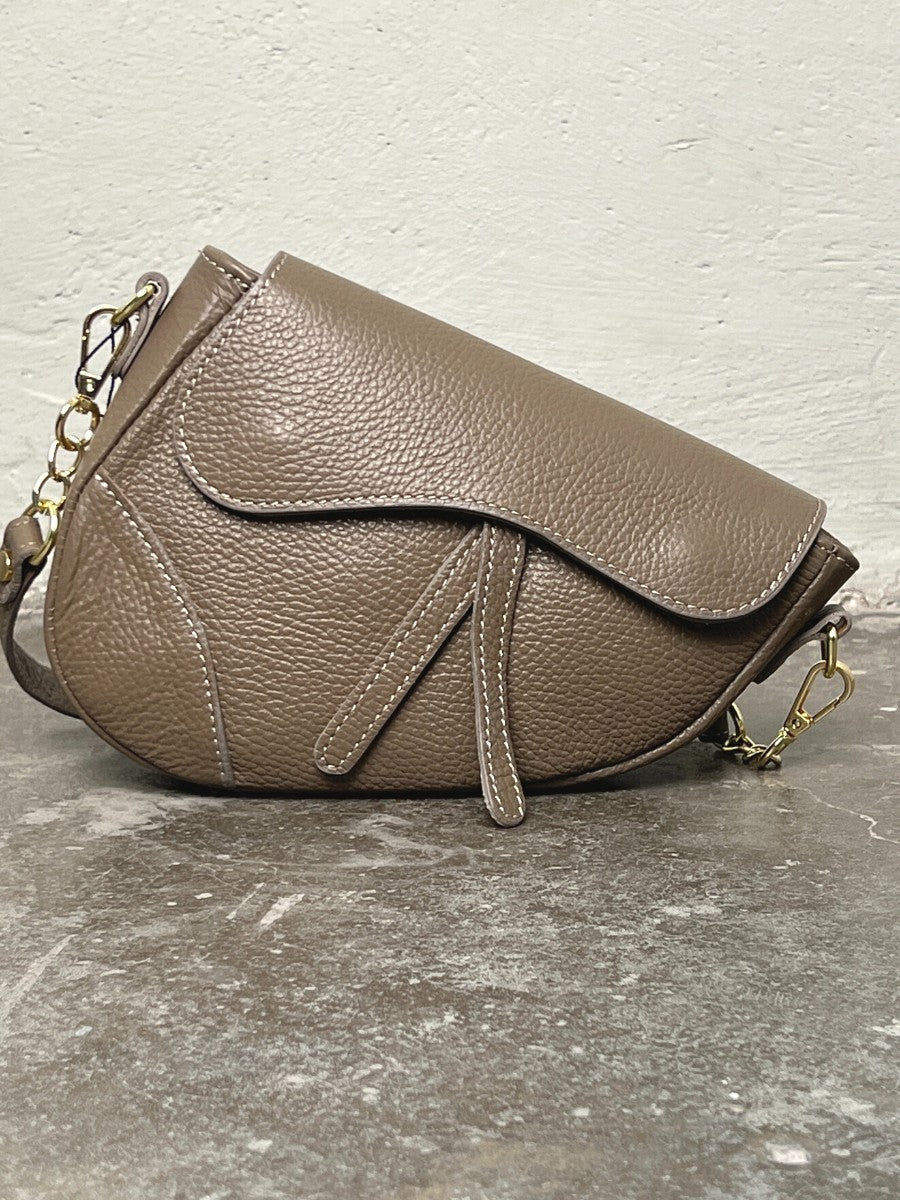 Tasche Saddlebag klein No 129 concept store Duesseldorf