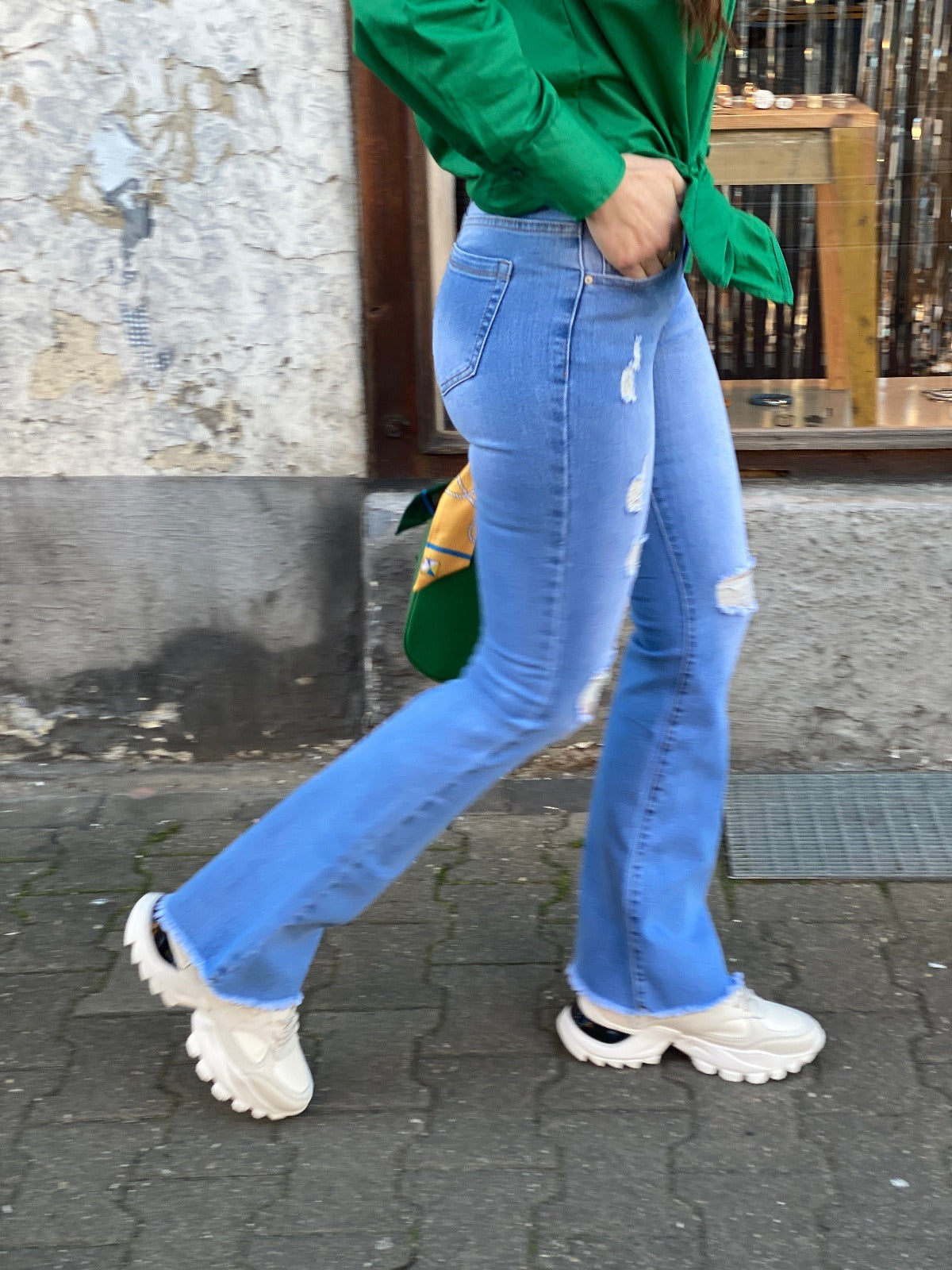 Jeans RUSSEL destroyed No 129 concept store im Düsseldorf