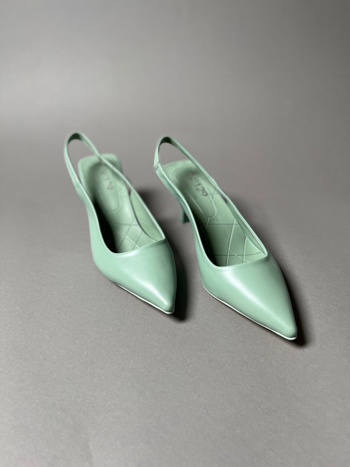 Schuhe SLINGBACK by N°129. No129 concept store Duesseldorf 