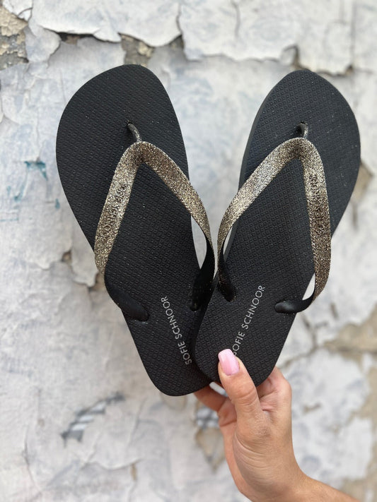 Sandalen FLIP FLOP by Sofie Schnoor. No129 concept store Düsseldorf