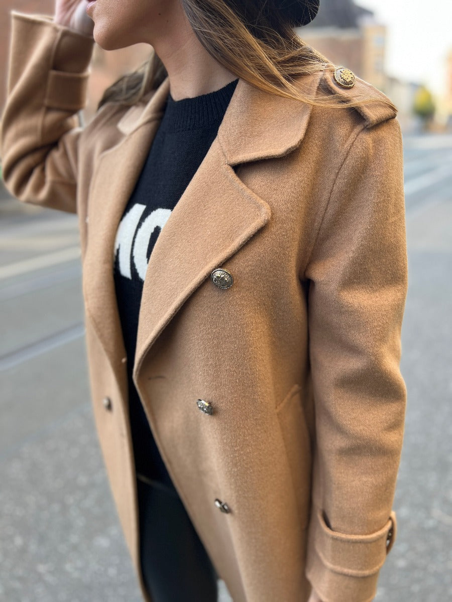Mantel Marina No 129 concept store Duesseldorf